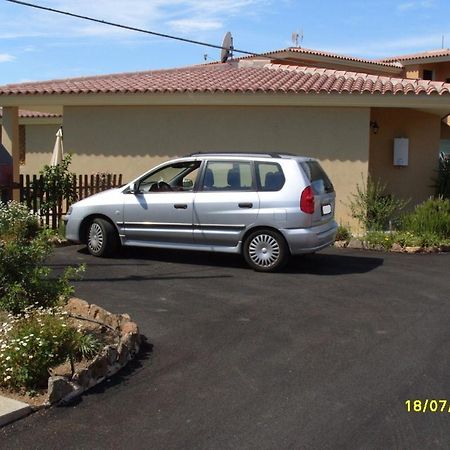 Casadelfaro Con Giardino A Pittulongu 600Metri Dalla Spiaggia Olbia Exterior foto